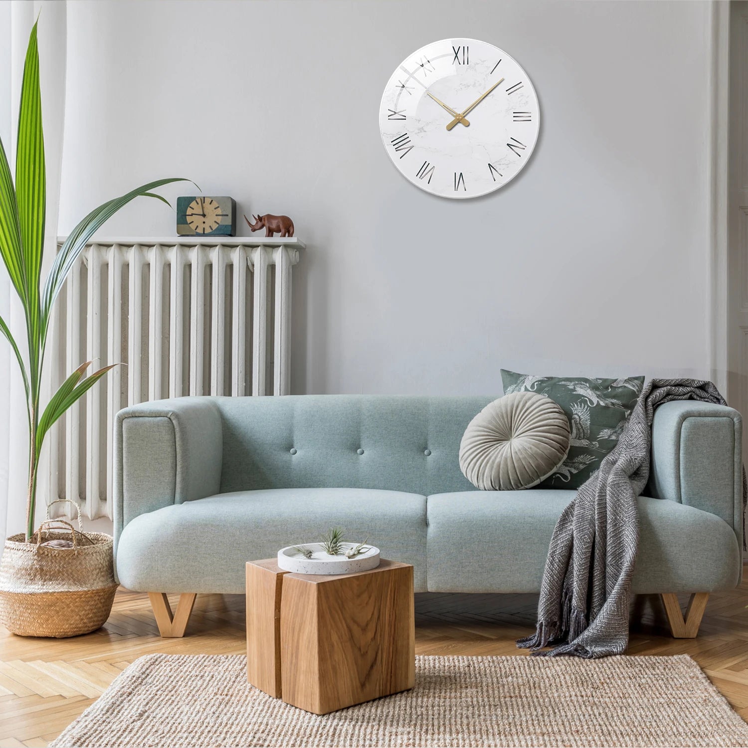 Horloge murale en marbre blanc