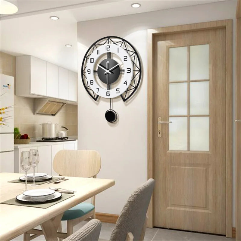 Horloge murale quartz en métal