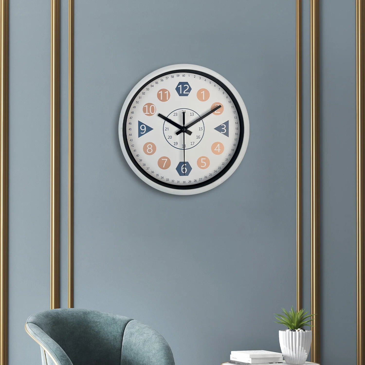 Petite horloge murale en verre