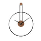 Grande horloge murale avec design