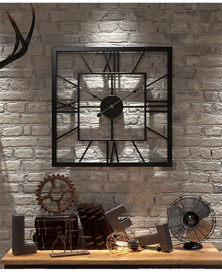 Horloge murale en carrée avec miroir