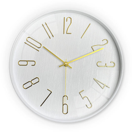 Horloge murale en lettre en or