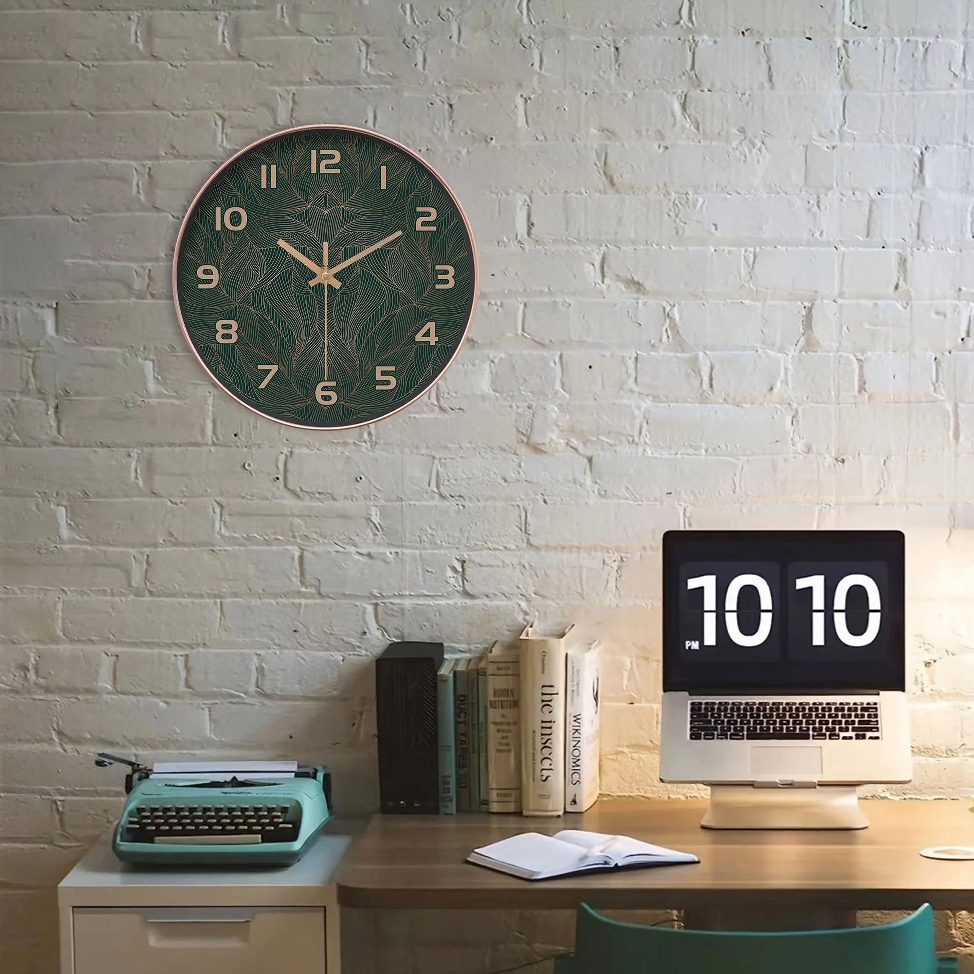 Petite horloge murale moderne